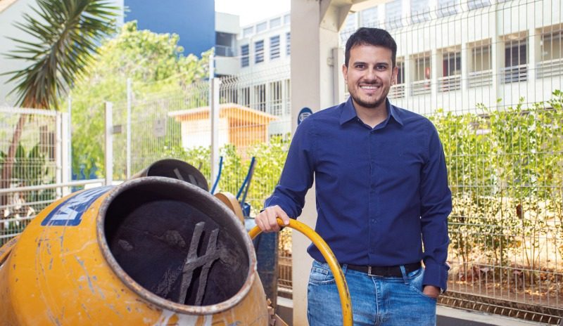 Para o professor Rafael Arêdes, novas demandas de construção sustentável exigem um profissional com conhecimento amplo, que reúna uma sólida formação em conteúdos básicos e técnicos associados | Foto: Guilherme Simões