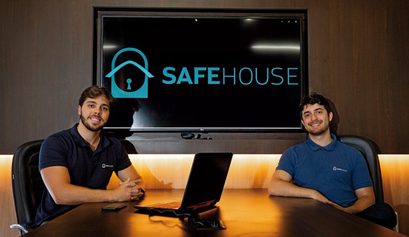 A SafeHouse, criada por Rodrigo Collyer e Rafael Eisele, propõe um gerenciamento mais eficiente das atividades dos condomínios | Foto: Raphael Calixto