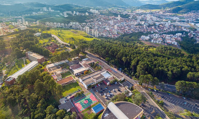 Universidade e cidade crescem juntas, o que se reflete na paisagem urbana | Foto: Sílvio Ferreira Júnior